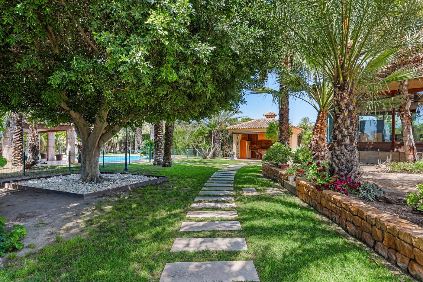 5 soveværelse Villa til salg i Elche / Elx med swimmingpool garage - € 1.165.000 (Ref: 8970702)