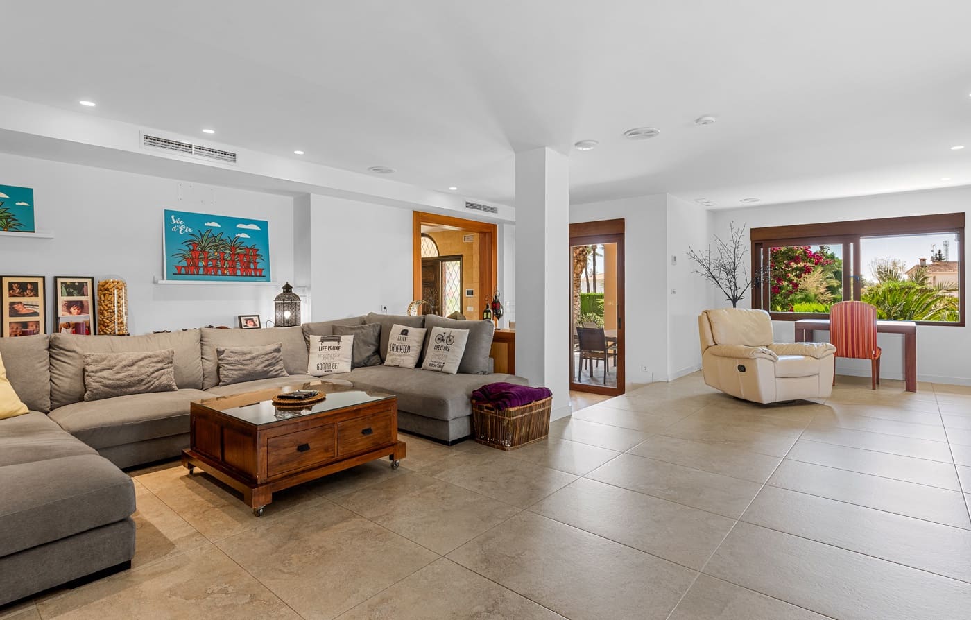 5 soveværelse Villa til salg i Elche / Elx med swimmingpool garage - € 1.165.000 (Ref: 8970702)