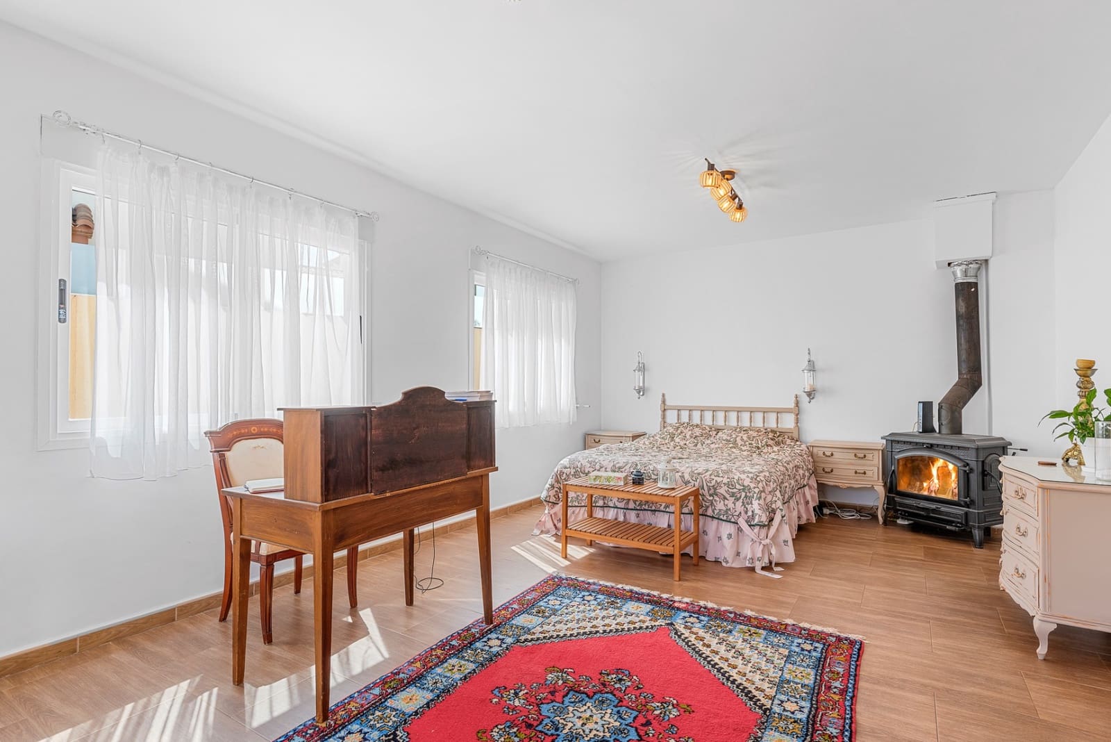 5 soveværelse Villa til salg i Alfaz del Pi / L'Alfas del Pi med swimmingpool - € 499.000 (Ref: 9003686)