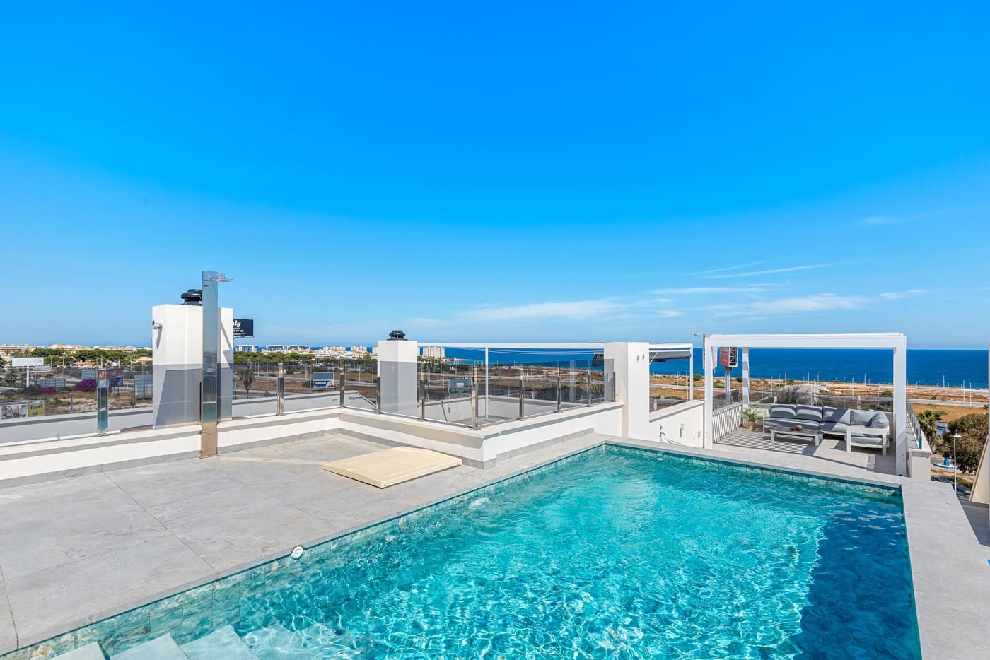 3 soveværelse Penthouse til salg i Orihuela Costa med swimmingpool garage - € 990.000 (Ref: 9026802)
