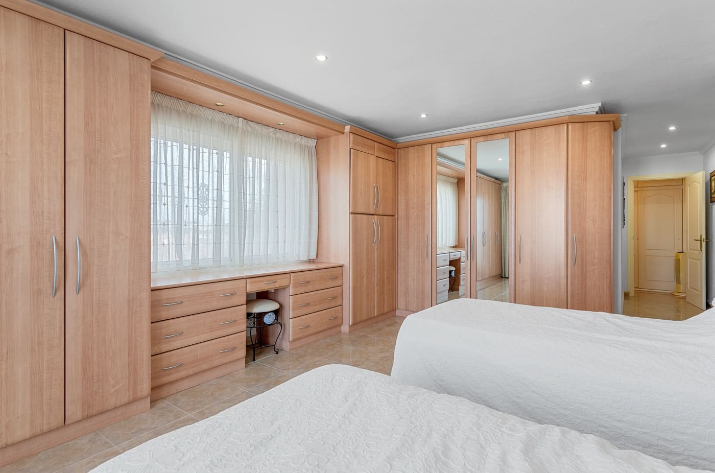 Chalet de 7 habitaciones en Ciudad Quesada en venta con piscina - 750.000 € (Ref: 9042556)