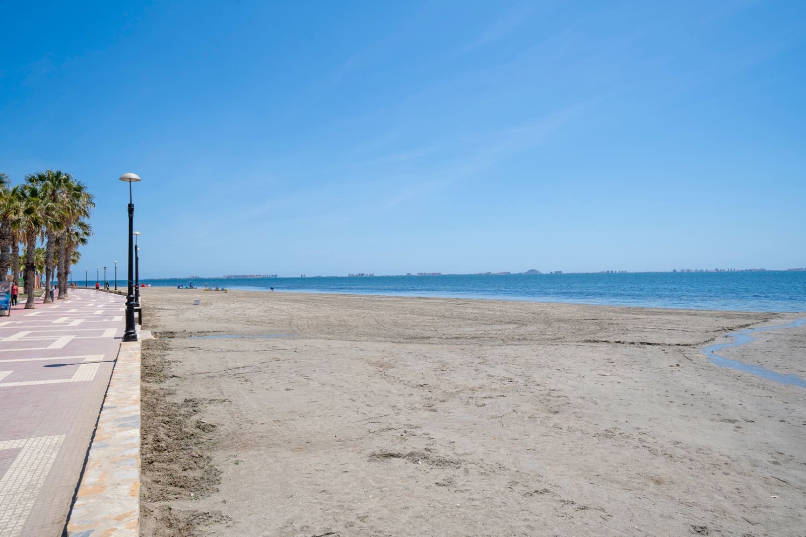 3 soveværelse Lejlighed til salg i Los Alcazares med swimmingpool garage - € 290.000 (Ref: 9077933)