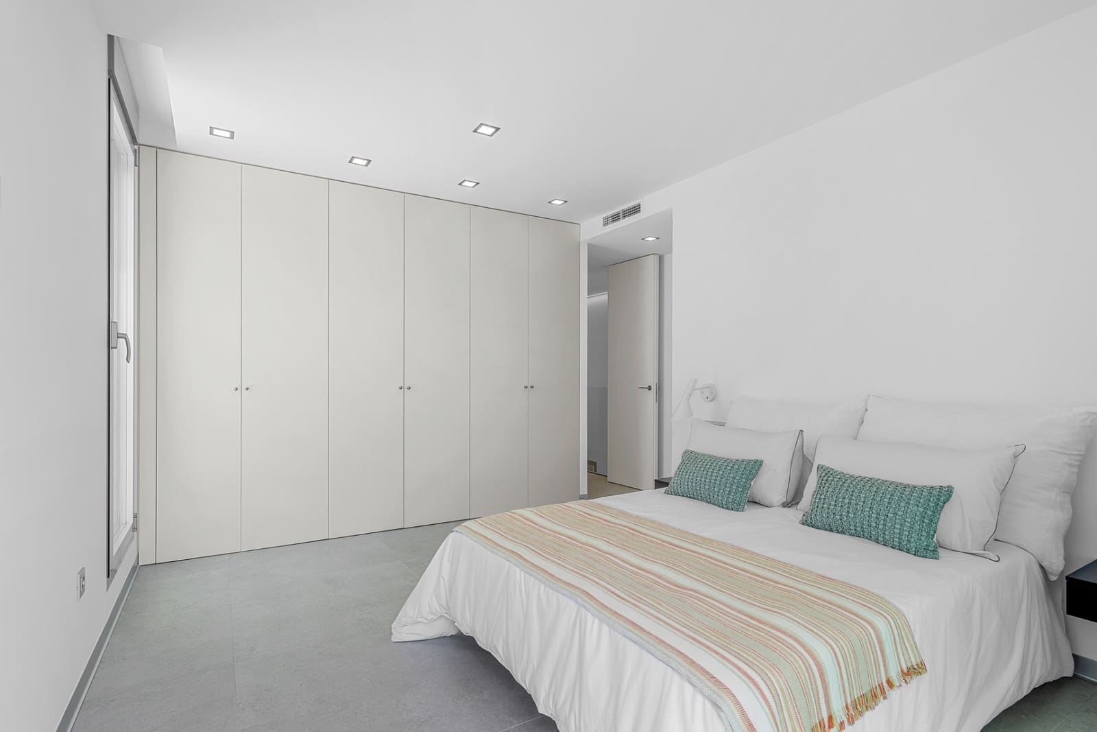 3 bedroom Villa for sale in Finestrat with pool - € 860,000 (Ref: 9099089)