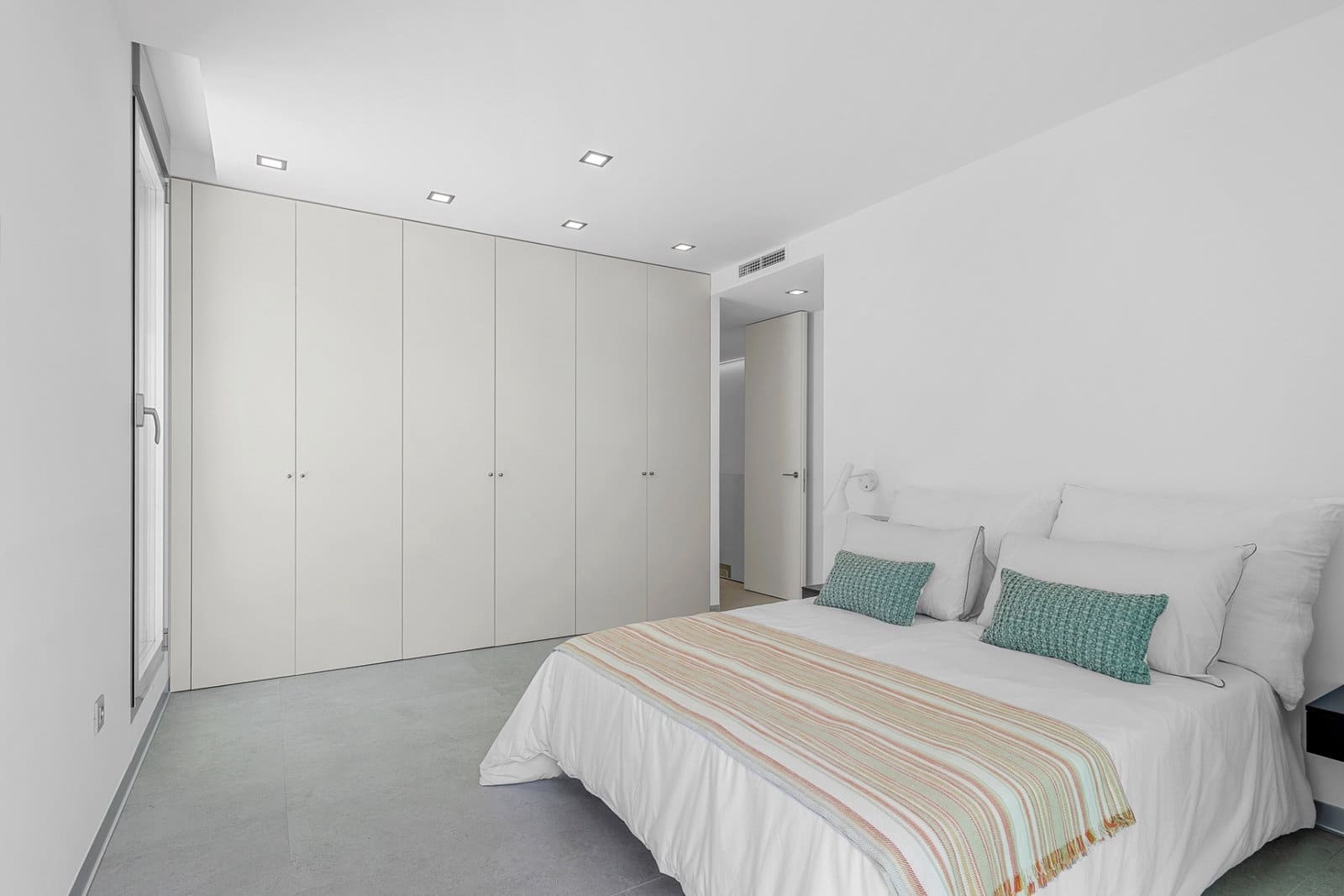 3 soveværelse Villa til salg i Finestrat med swimmingpool garage - € 860.000 (Ref: 9099089)