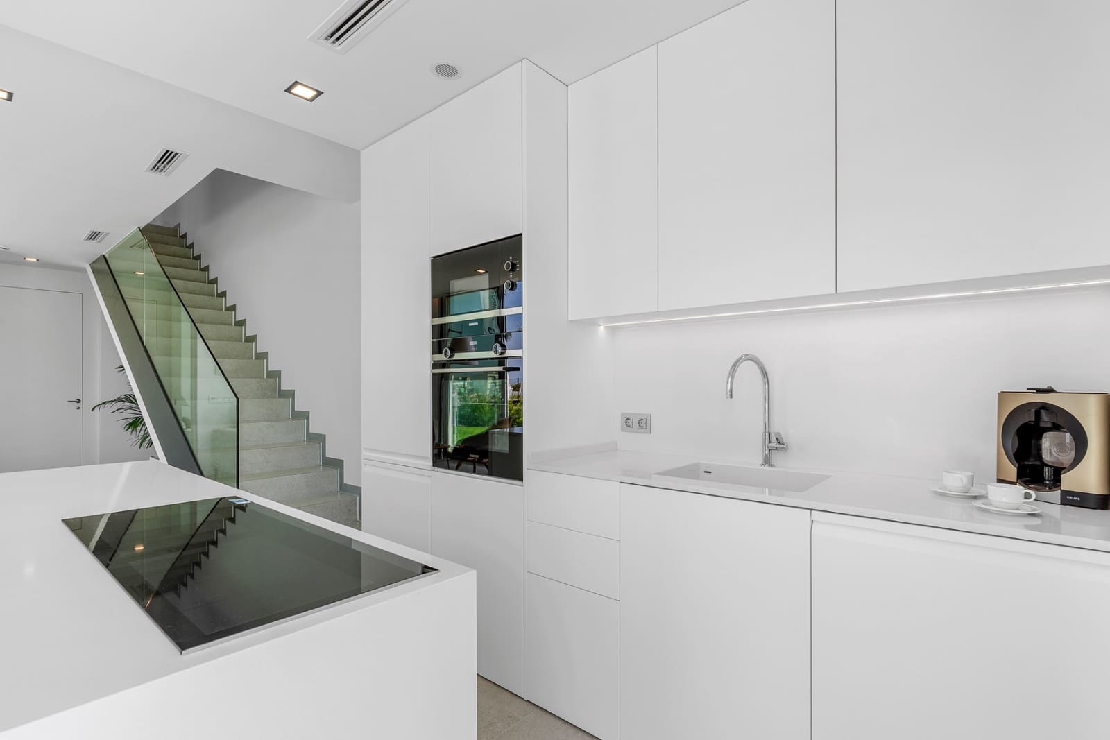 Chalet de 3 habitaciones en Finestrat en venta con piscina - 780.000 € (Ref: 9099090)