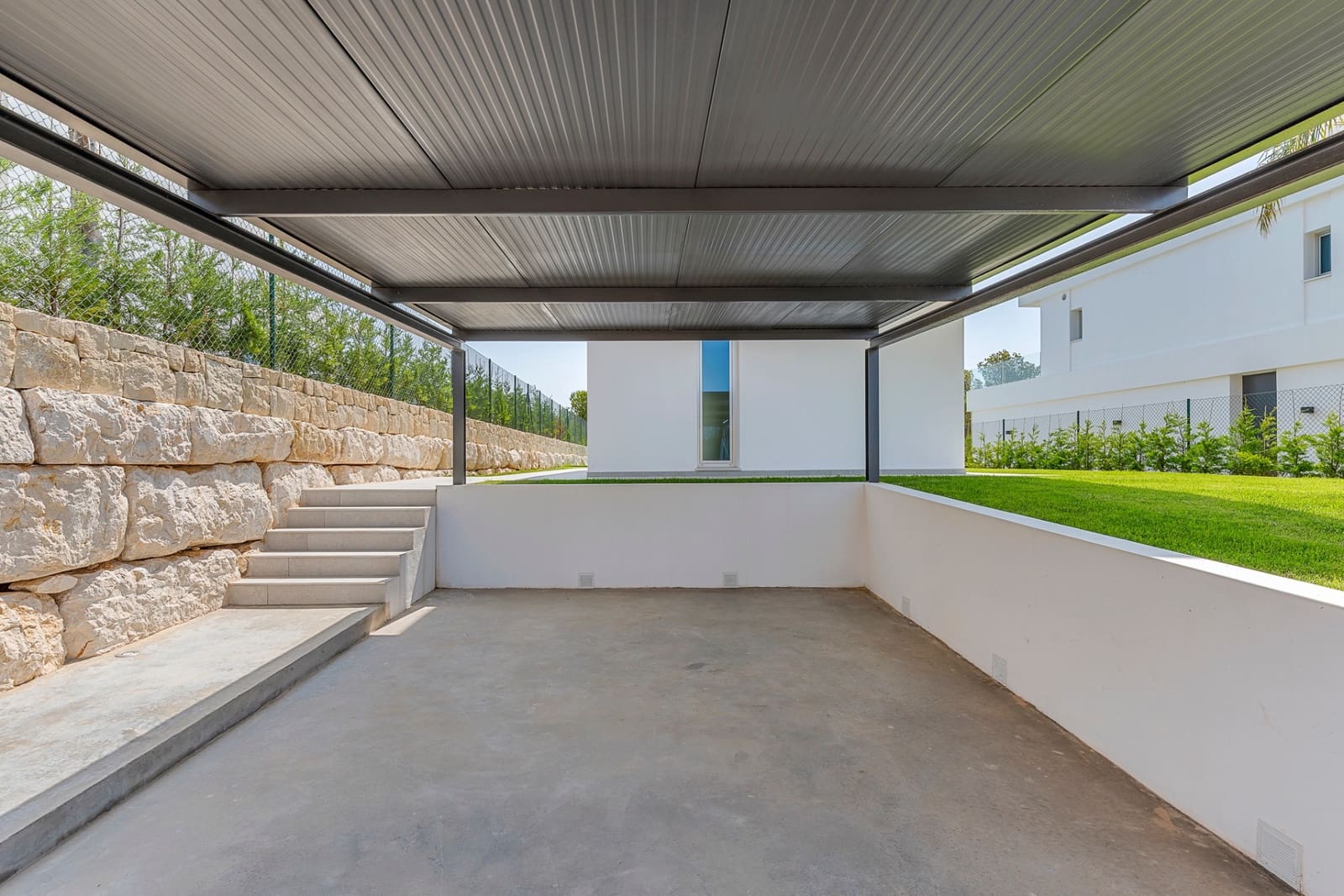 Chalet de 3 habitaciones en Finestrat en venta con piscina - 780.000 € (Ref: 9099090)