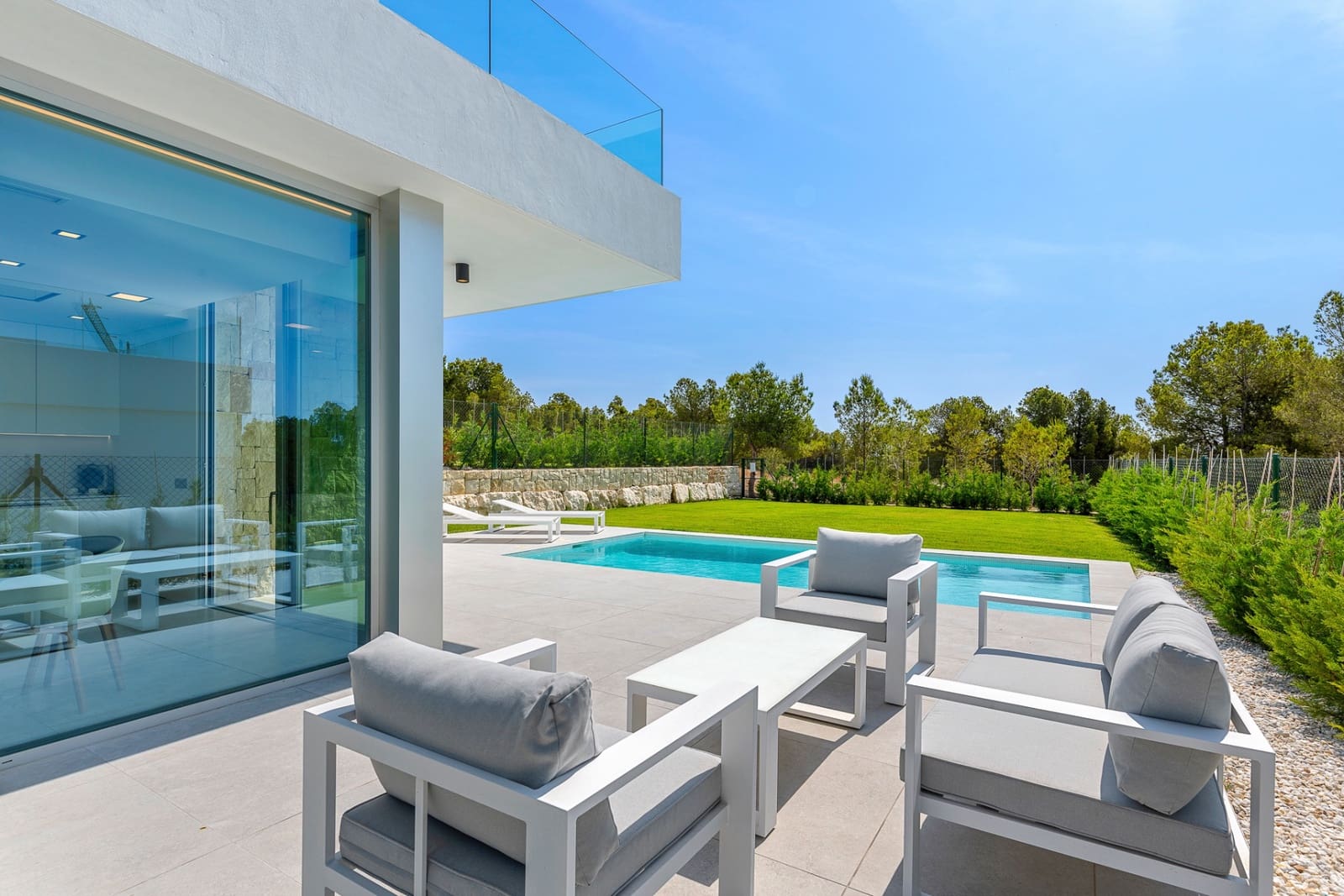 Chalet de 3 habitaciones en Finestrat en venta con piscina - 780.000 € (Ref: 9099090)