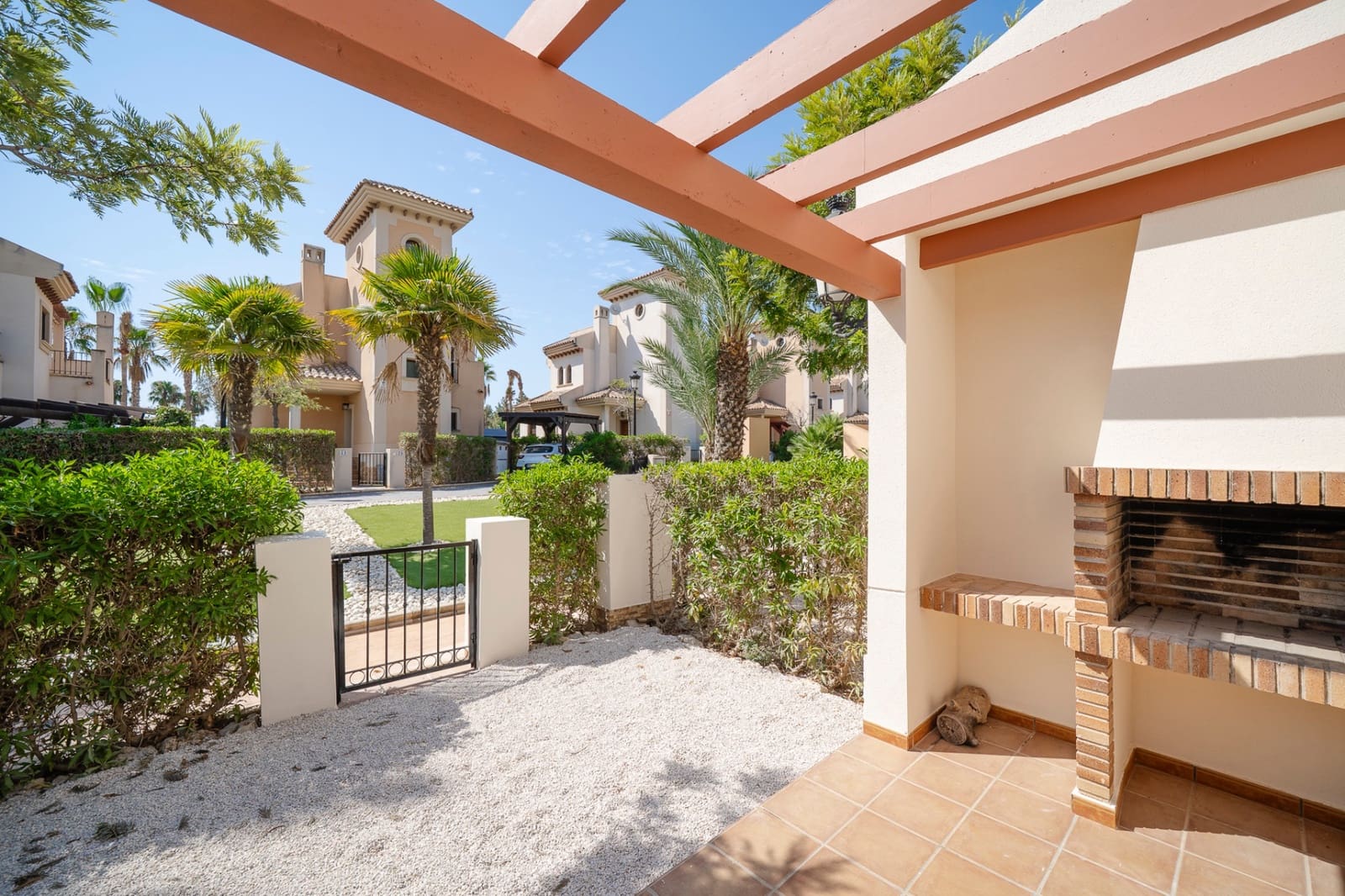 3 soveværelse Bungalow til salg i Algorfa med swimmingpool garage - € 230.000 (Ref: 9132370)