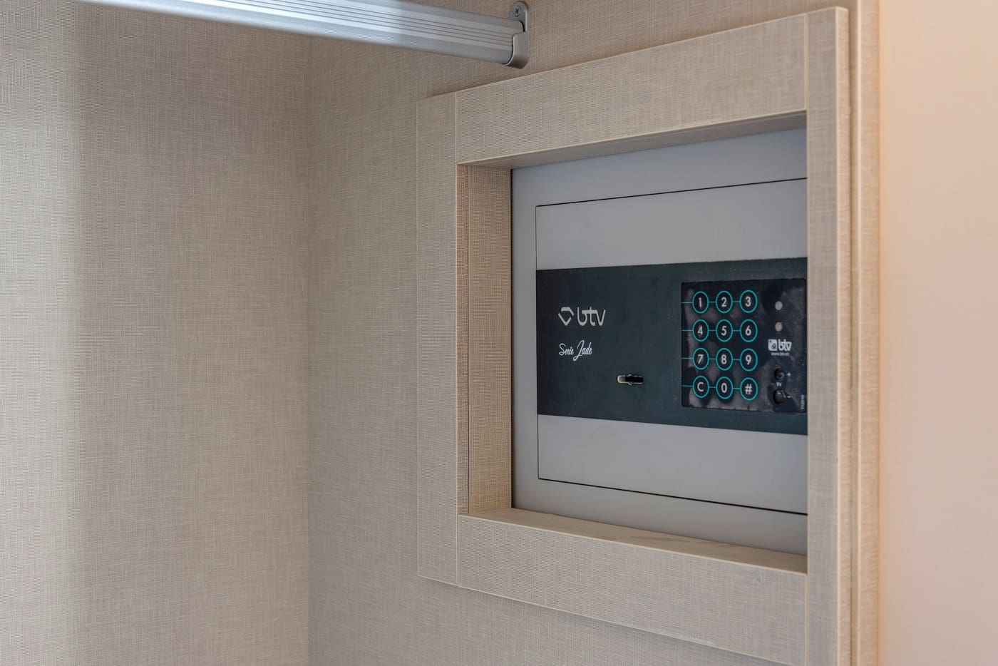 2 chambre Appartement à vendre à Guardamar del Segura avec piscine garage - 309 000 € (Ref: 9163723)