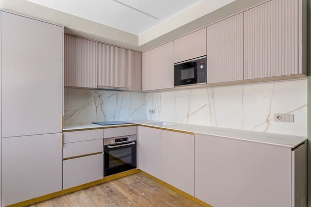 2 makuuhuone Huoneisto myytävänä paikassa Puerto Deportivo, Guardamar del Segura mukana uima-altaan 
autotalli - 309 000 € (Ref: 9163723)