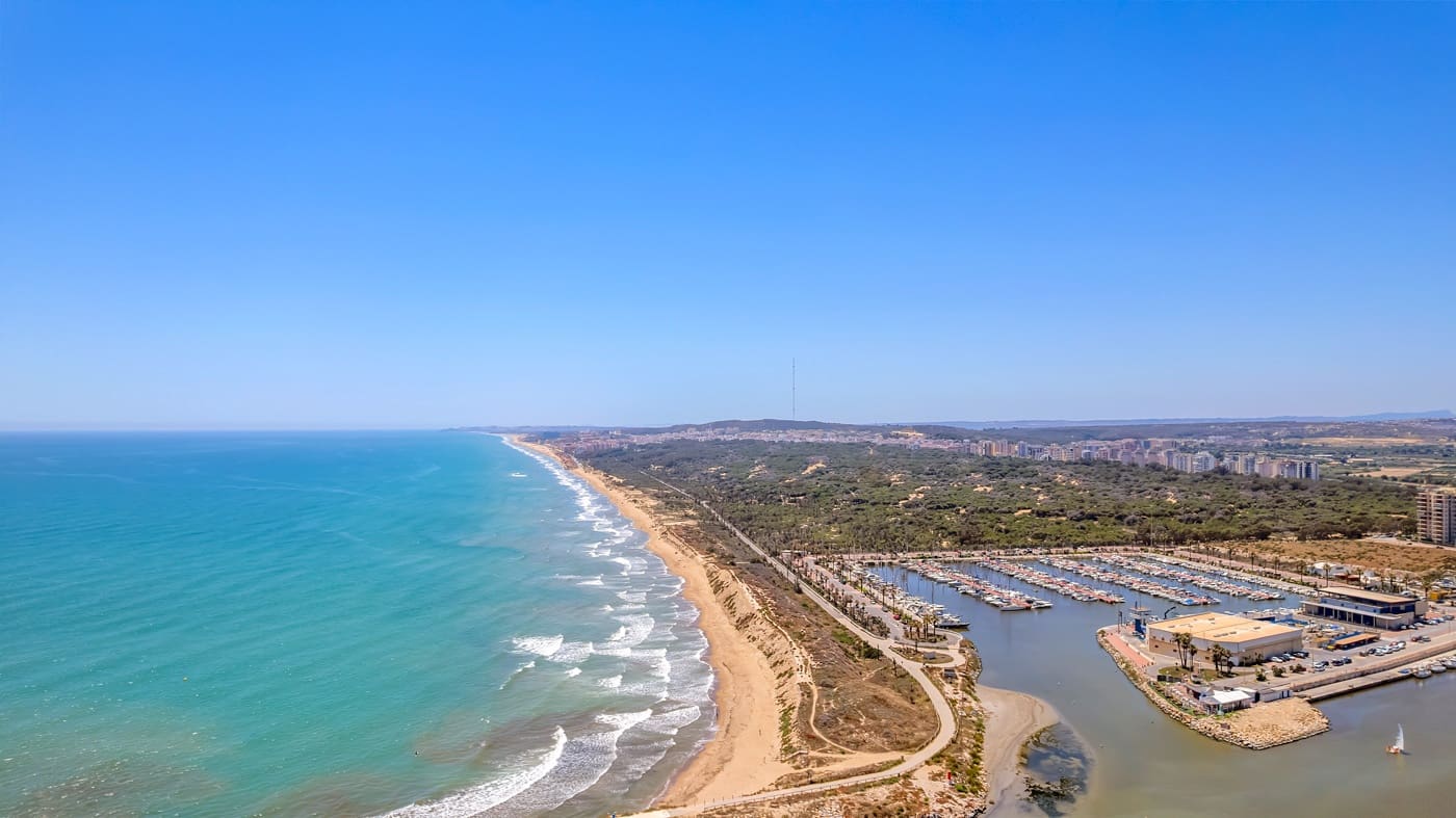 2 chambre Appartement à vendre à Guardamar del Segura avec piscine garage - 309 000 € (Ref: 9163723)