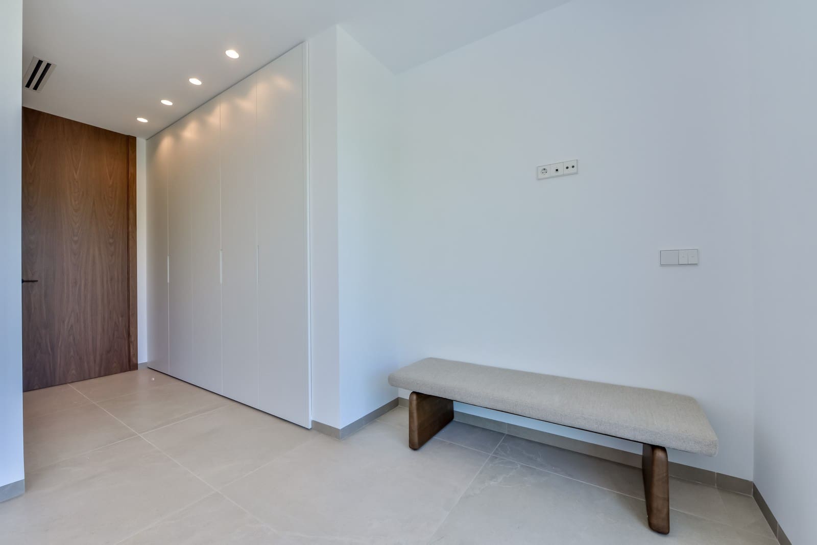 4 bedroom Villa for sale in Altea with pool garage - € 2,795,000 (Ref: 9272341)