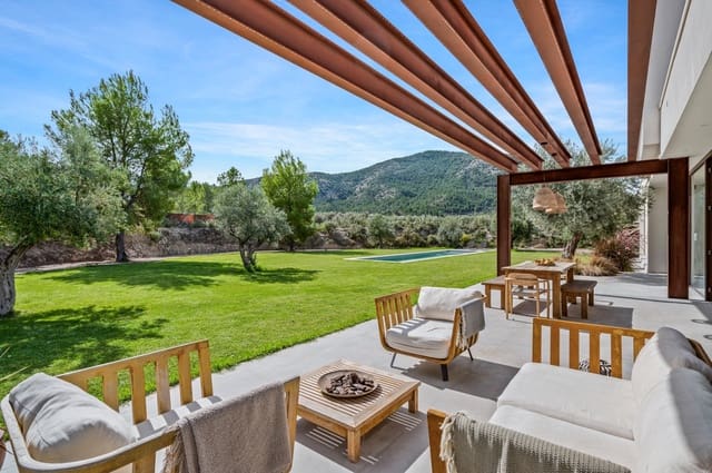 Chalet de 4 habitaciones en Finestrat en venta con piscina garaje - 1.490.000 € (Ref: 9367087)