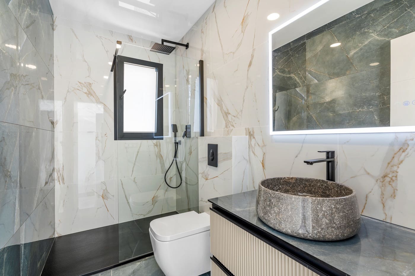 Chalet de 4 habitaciones en Ciudad Quesada en venta con piscina garaje - 799.000 € (Ref: 9430971)