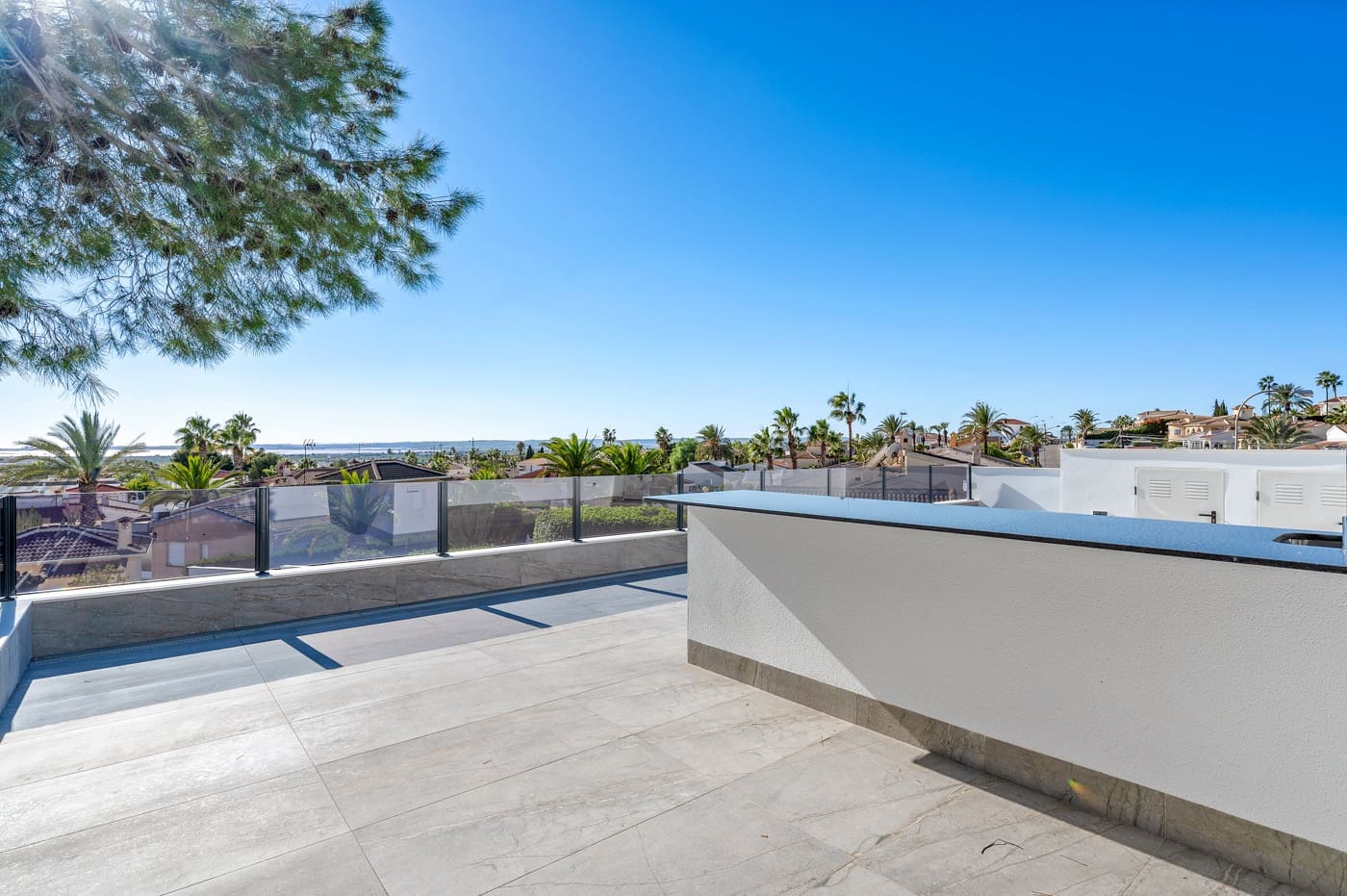 Chalet de 4 habitaciones en Ciudad Quesada en venta con piscina garaje - 799.000 € (Ref: 9430971)