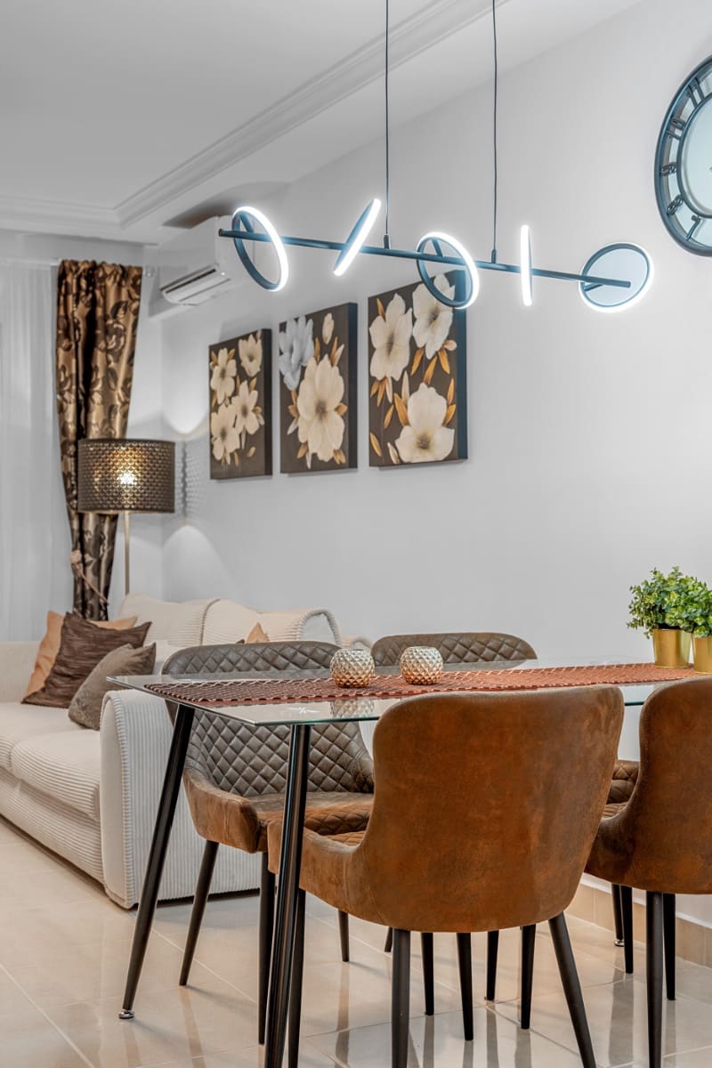 Apartamento de 2 habitaciones en Torrevieja en venta - 189.000 € (Ref: 9433059)