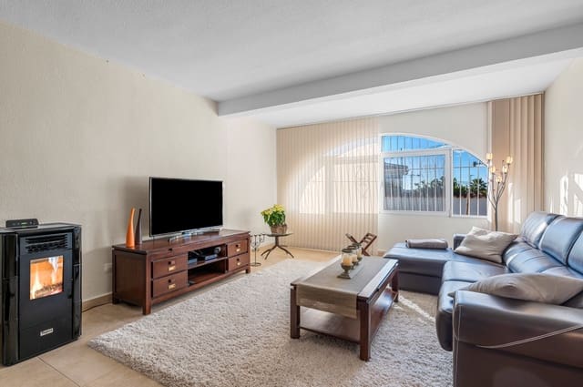 3 camera da letto Villa in vendita in Ciudad Quesada, Rojales con piscina garage - 445.000 € (Rif: 9504006)