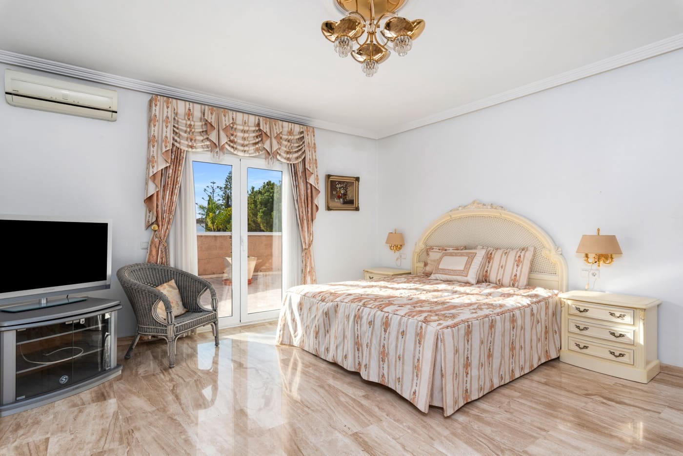 5 camera da letto Villa in vendita in Dona Pepa con piscina garage - 800.000 € (Rif: 9508519)