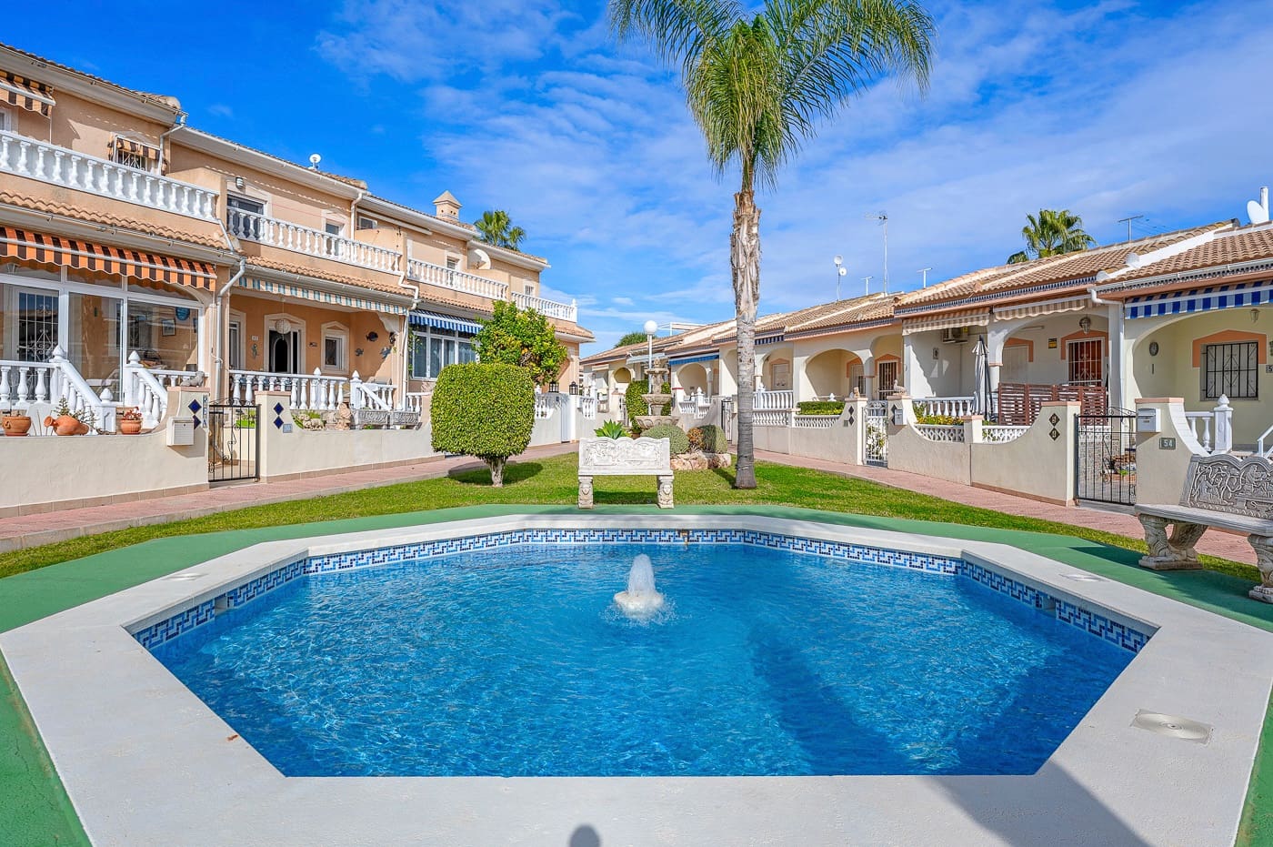 2 chambre Maison de Ville à vendre à Ciudad Quesada avec piscine - 189 000 € (Ref: 9535768)