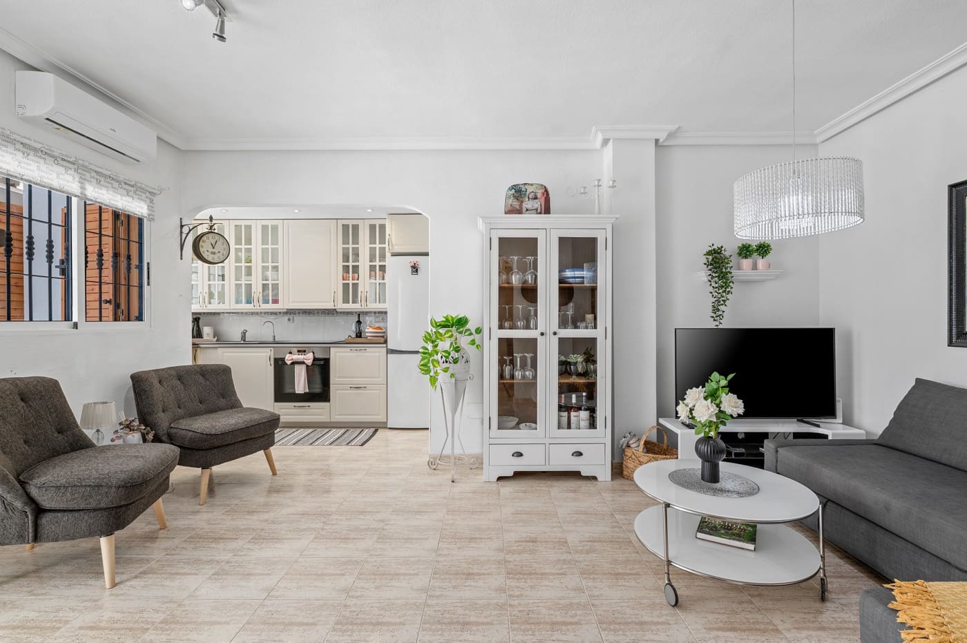 2 soverom Leilighet til salgs i Pilar de la Horadada med svømmebasseng - € 169 000 (Ref: 9574445)