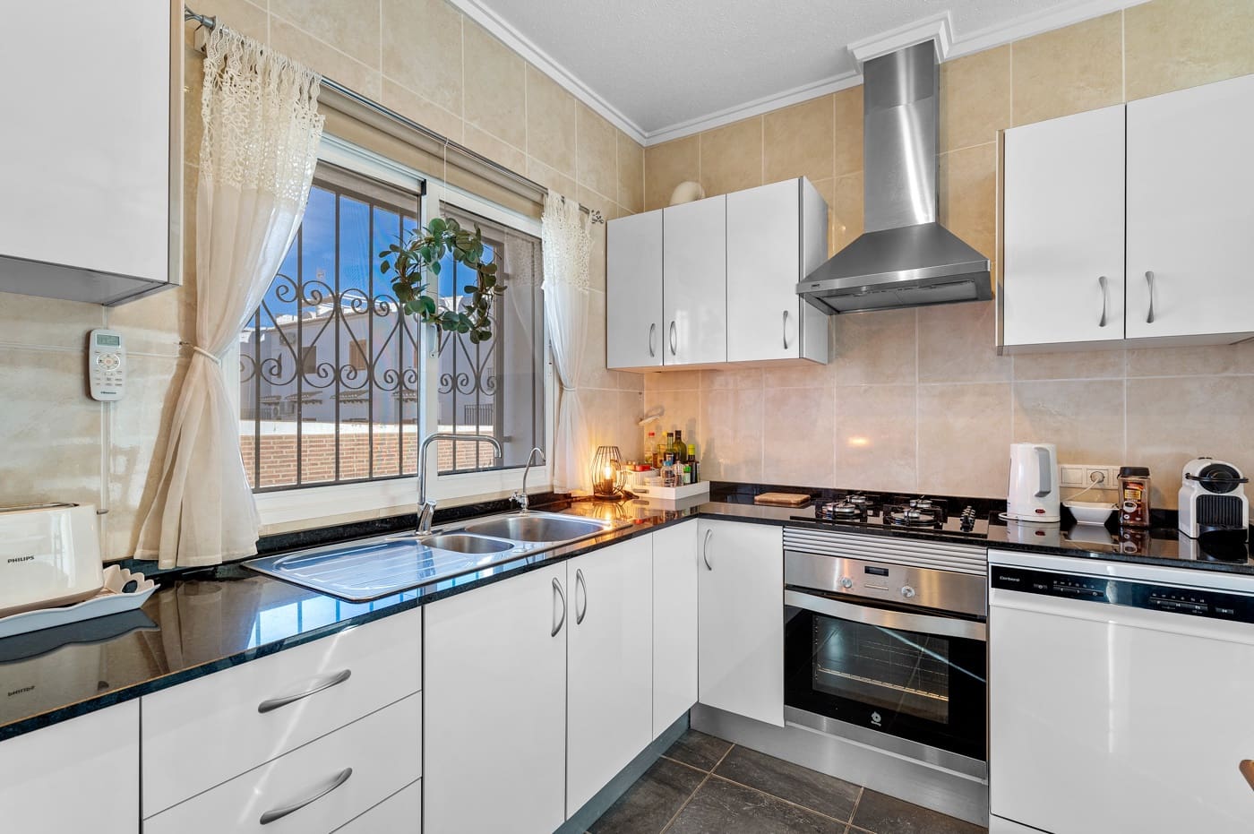 4 chambre Villa/Maison à vendre à Dona Pepa avec piscine garage - 449 500 € (Ref: 9604687)