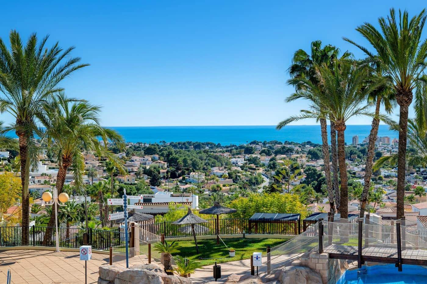 2 quarto Bungalow para venda em Calpe / Calp com piscina garagem - 199 000 € (Ref: 9622391)