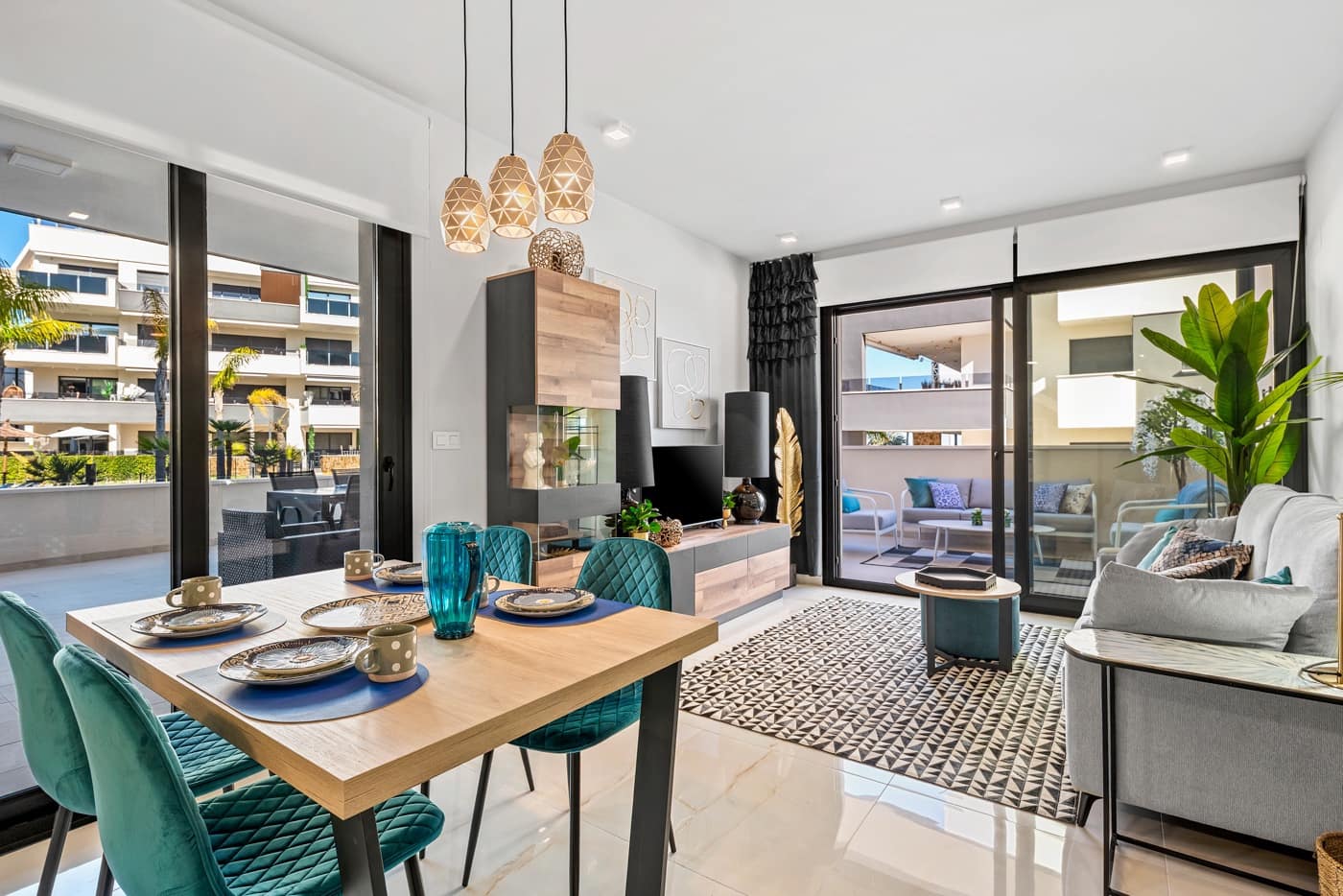 3 sypialnia Apartament na sprzedaż w Playa Flamenca z basenem garażem - 589 900 € (Ref: 9625393)