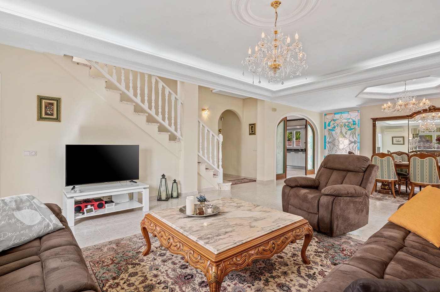 4 bedroom Villa for sale in Ciudad Quesada with pool garage - € 750,000 (Ref: 9658461)