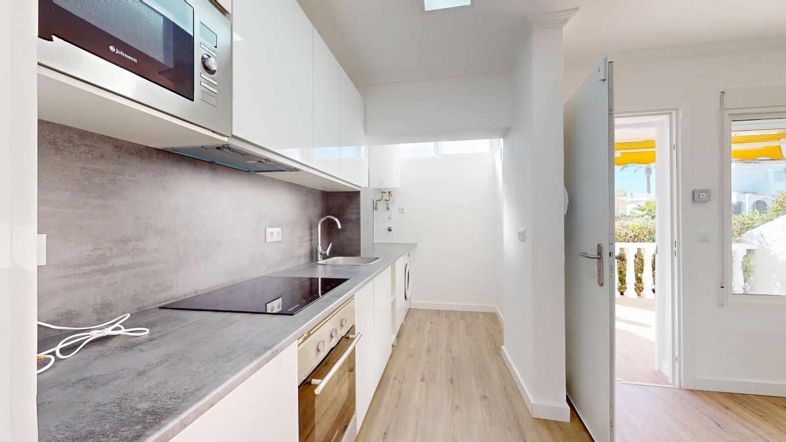 Bungalow de 2 habitaciones en Villamartin en venta - 225.000 € (Ref: 9747002)