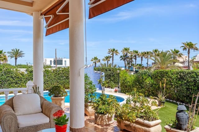 Chalet de 6 habitaciones en El Chaparral - La Siesta - La Torreta, Torrevieja en venta con piscina - 950.000 € (Ref: 9796942)
