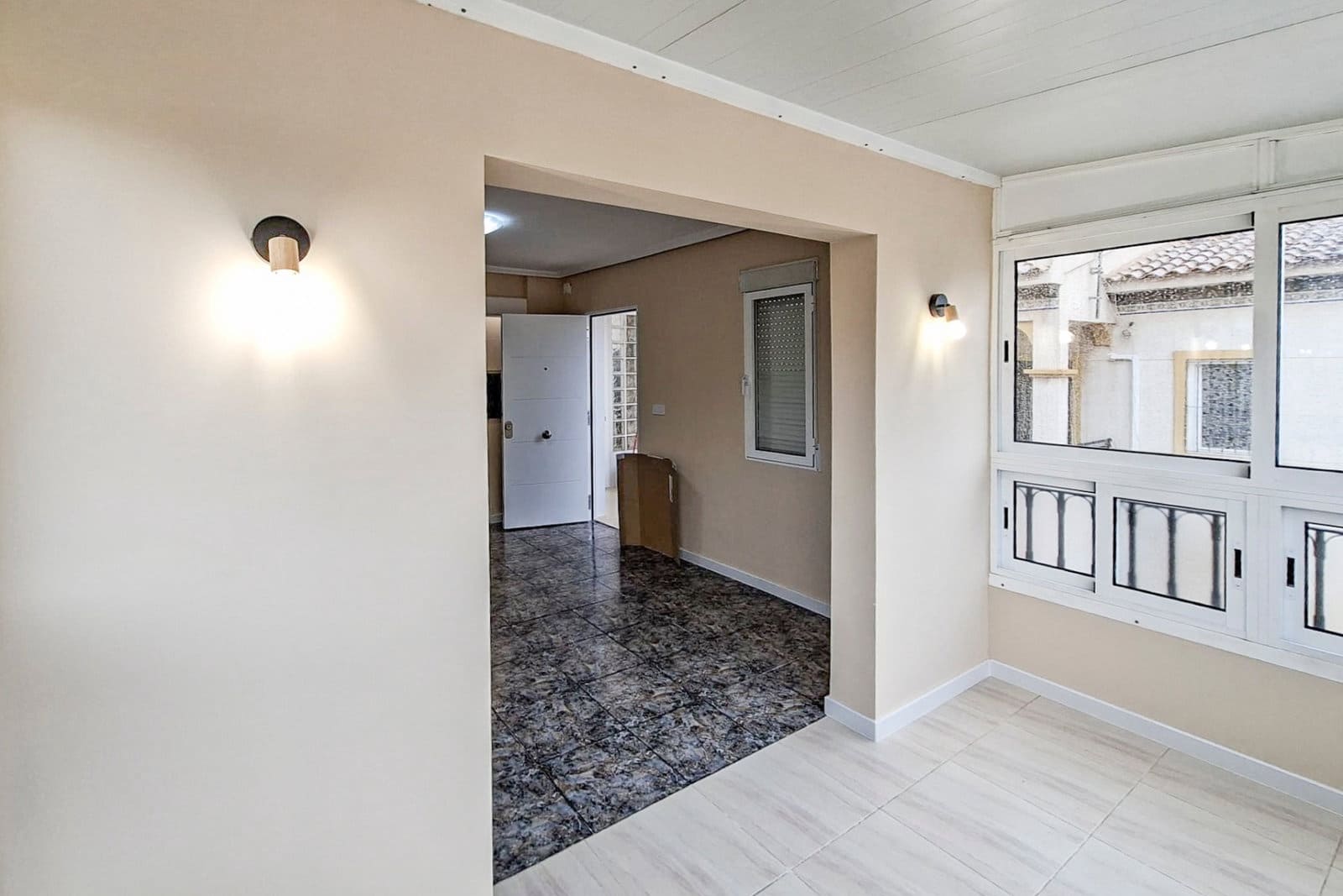 2 soveværelse Bungalow til salg i Orihuela Costa med swimmingpool - € 149.000 (Ref: 9821497)