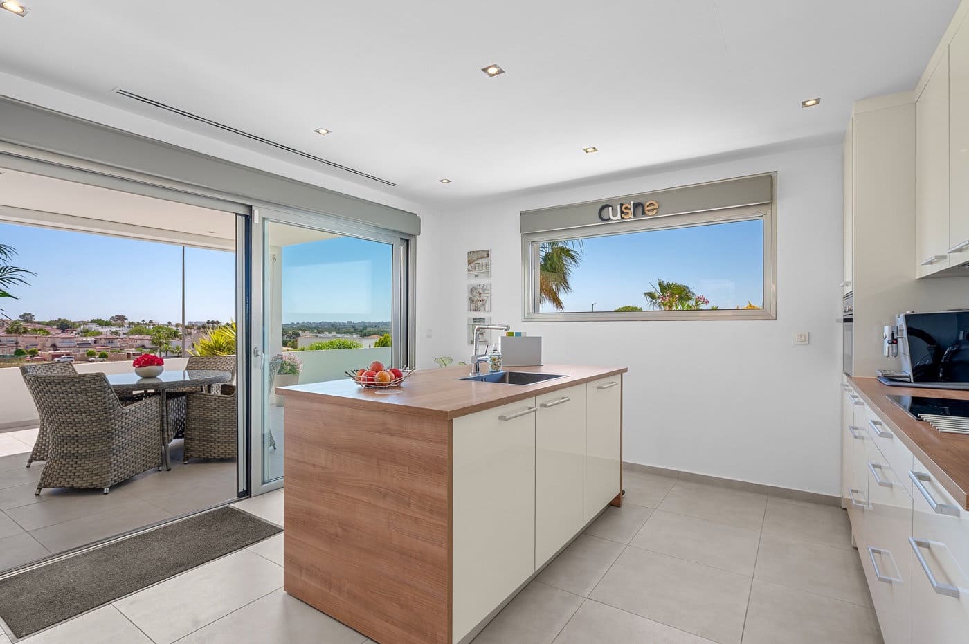 3 soverom Villa til salgs i La Marina med svømmebasseng garasje - € 595 000 (Ref: 9851048)