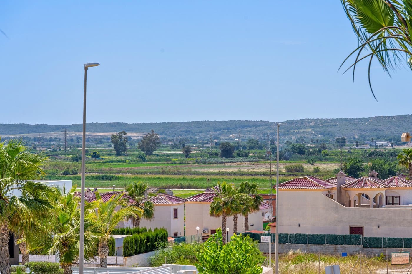 3 soverom Villa til salgs i La Marina med svømmebasseng garasje - € 595 000 (Ref: 9851048)