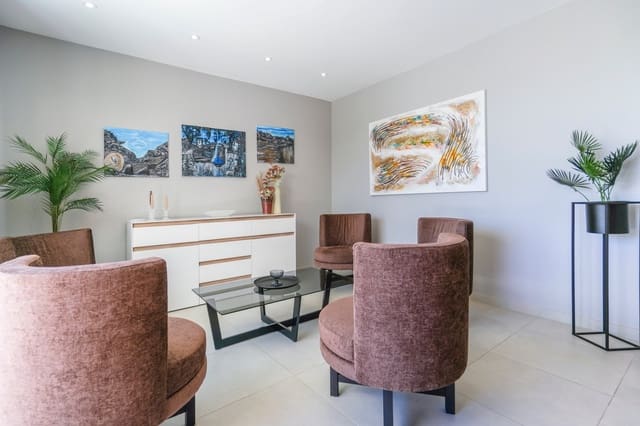 4 slaapkamer Villa te koop in Benijófar met zwembad garage - € 640.000 (Ref: 9855218)