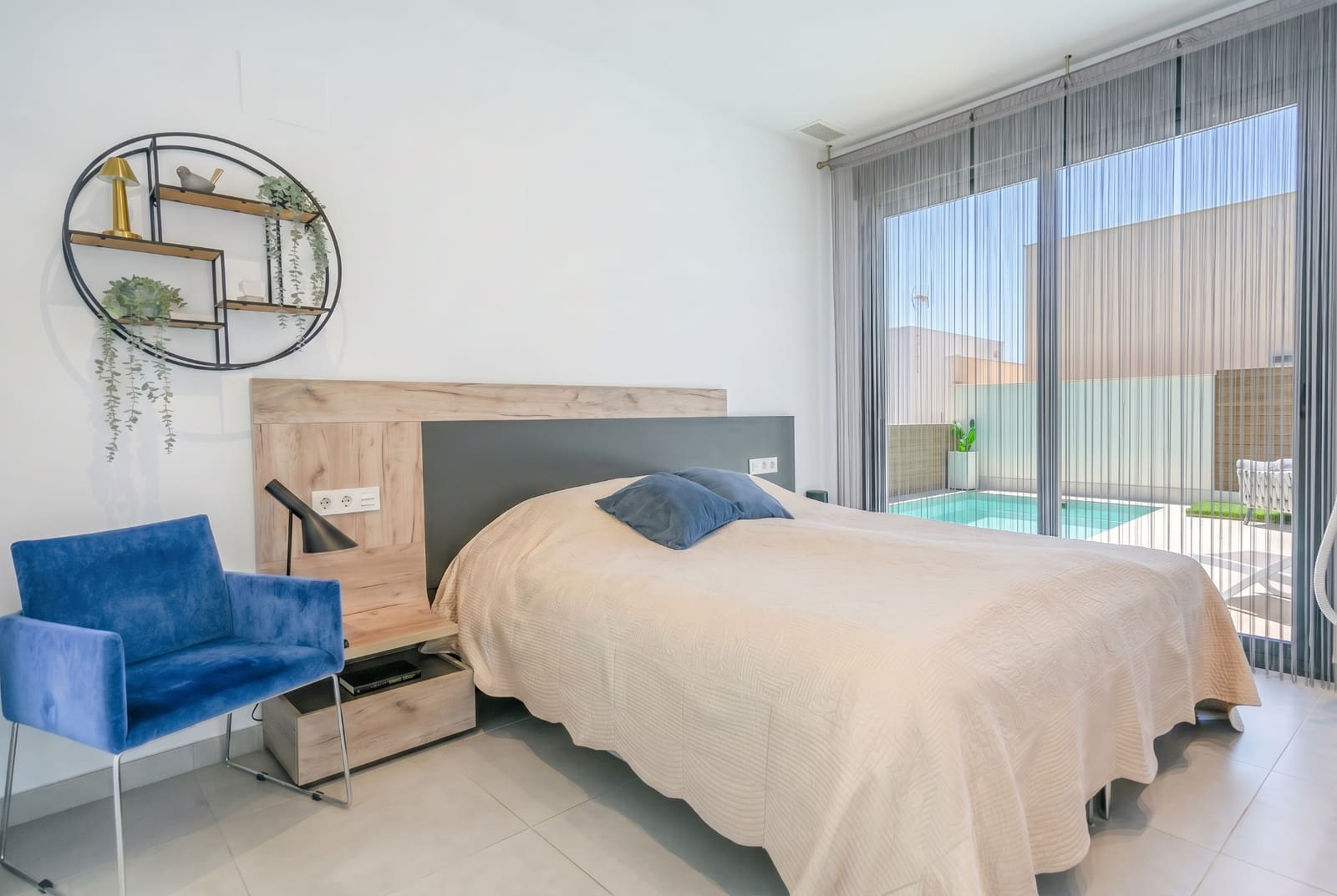 4 slaapkamer Villa te koop in Benijofar met zwembad garage - € 640.000 (Ref: 9855218)