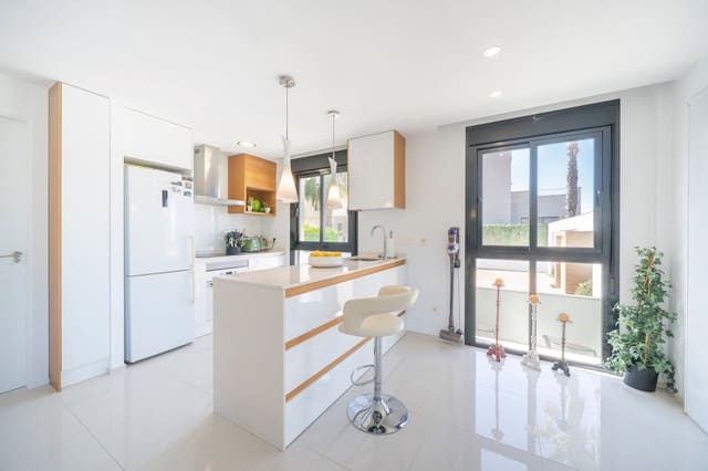 3 soverom Villa til salgs i Ciudad Quesada, Rojales med svømmebasseng garasje - € 399 000 (Ref: 9895370)
