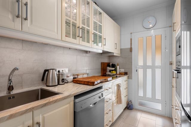 2 soverom Hus til salgs i Ciudad Quesada, Rojales med svømmebasseng - € 185 000 (Ref: 9965528)