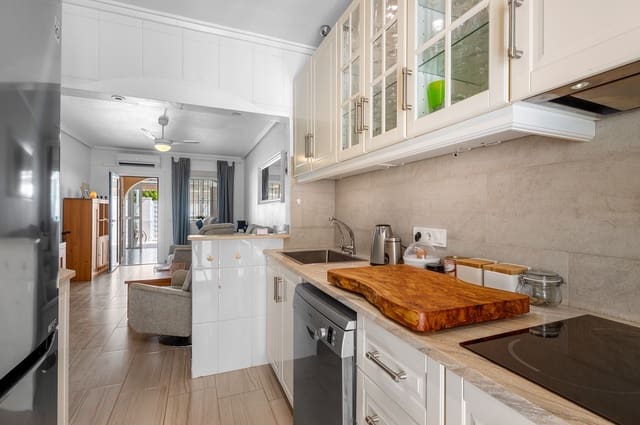 2 soverom Hus til salgs i Ciudad Quesada, Rojales med svømmebasseng - € 185 000 (Ref: 9965528)