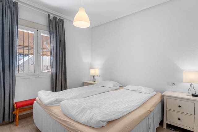 2 soverom Hus til salgs i Ciudad Quesada, Rojales med svømmebasseng - € 185 000 (Ref: 9965528)