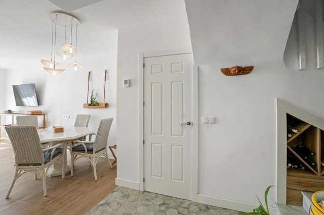 3 sovrum Lägenhet till salu i Calahonda, Mijas med pool garage - 824 000 € (Ref: 10022571)