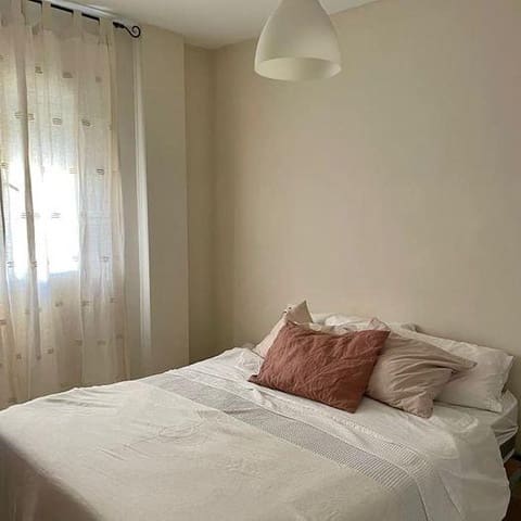 1 bedroom Apartment for rent in Los Boliches , Fuengirola - € 800 (Ref: 10037529)