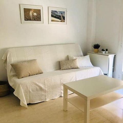 1 bedroom Apartment for rent in Los Boliches , Fuengirola - € 800 (Ref: 10037529)
