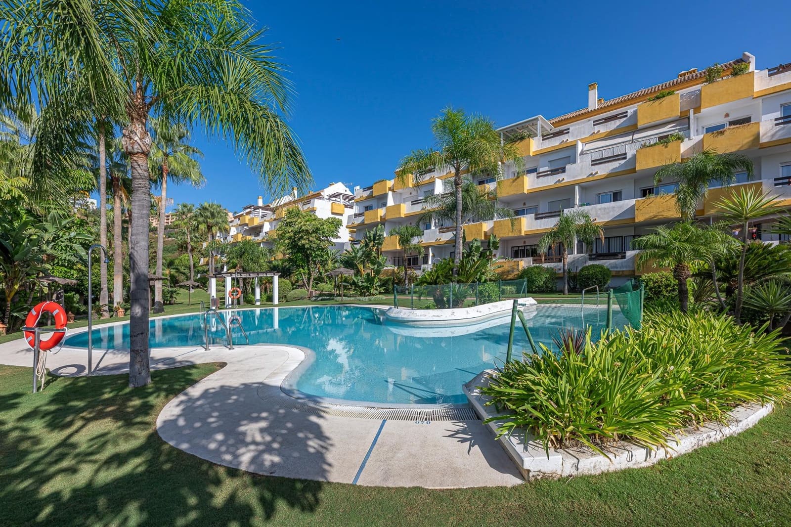 2 soverom Leilighet til salgs i Mijas med svømmebasseng garasje - € 315 000 (Ref: 10041245)