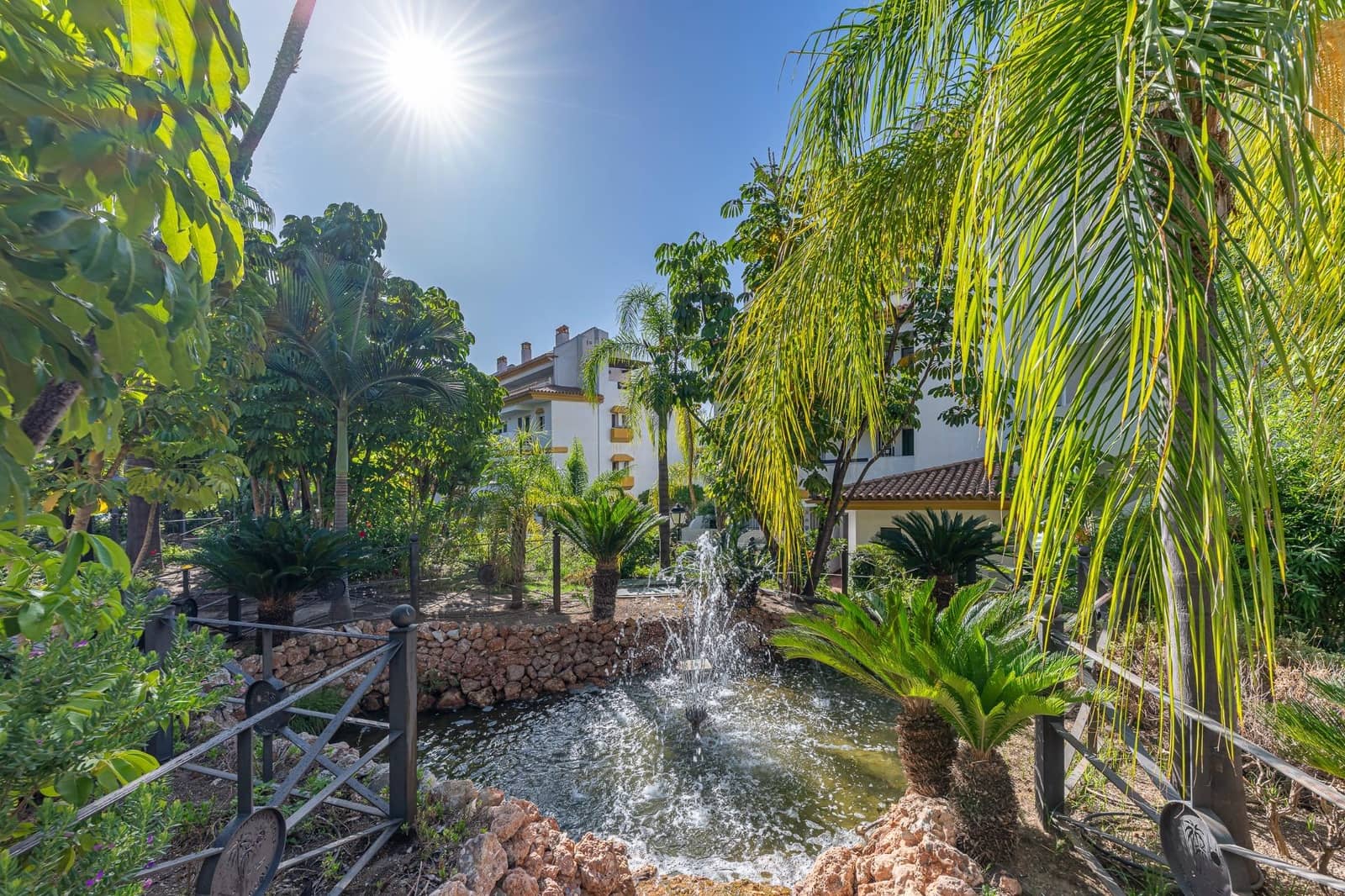 2 soverom Leilighet til salgs i Mijas med svømmebasseng garasje - € 315 000 (Ref: 10041245)