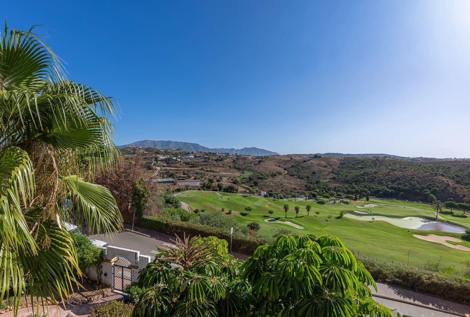 2 soverom Leilighet til salgs i Mijas med svømmebasseng garasje - € 315 000 (Ref: 10041245)