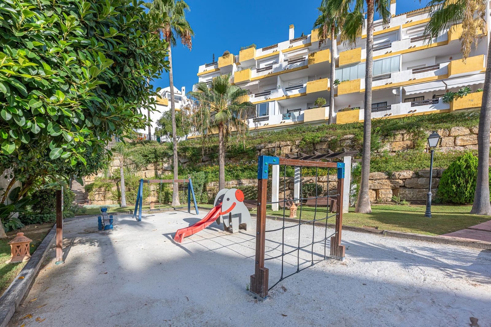 2 soverom Leilighet til salgs i Mijas med svømmebasseng garasje - € 315 000 (Ref: 10041245)
