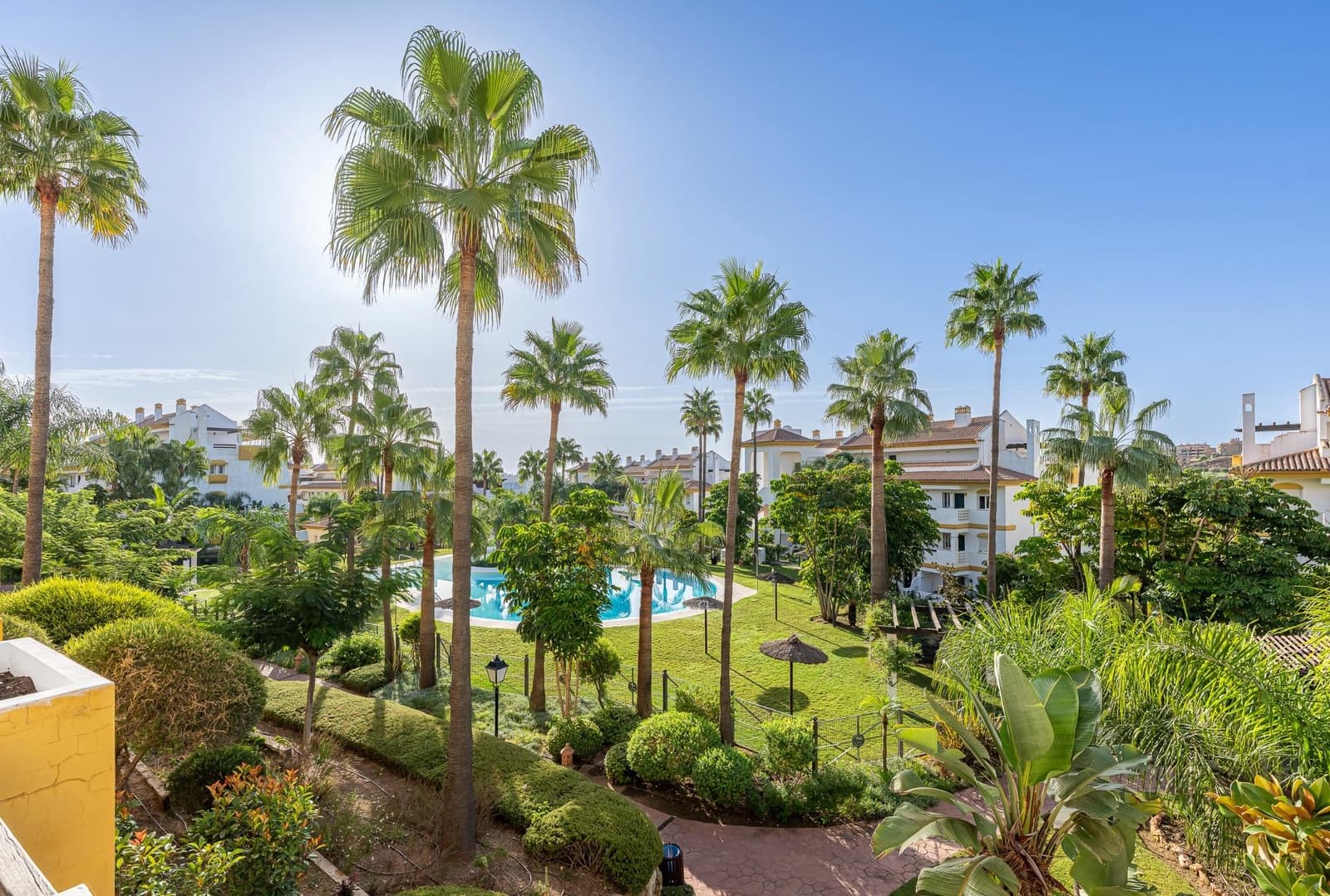 2 soverom Leilighet til salgs i Mijas med svømmebasseng garasje - € 315 000 (Ref: 10041245)