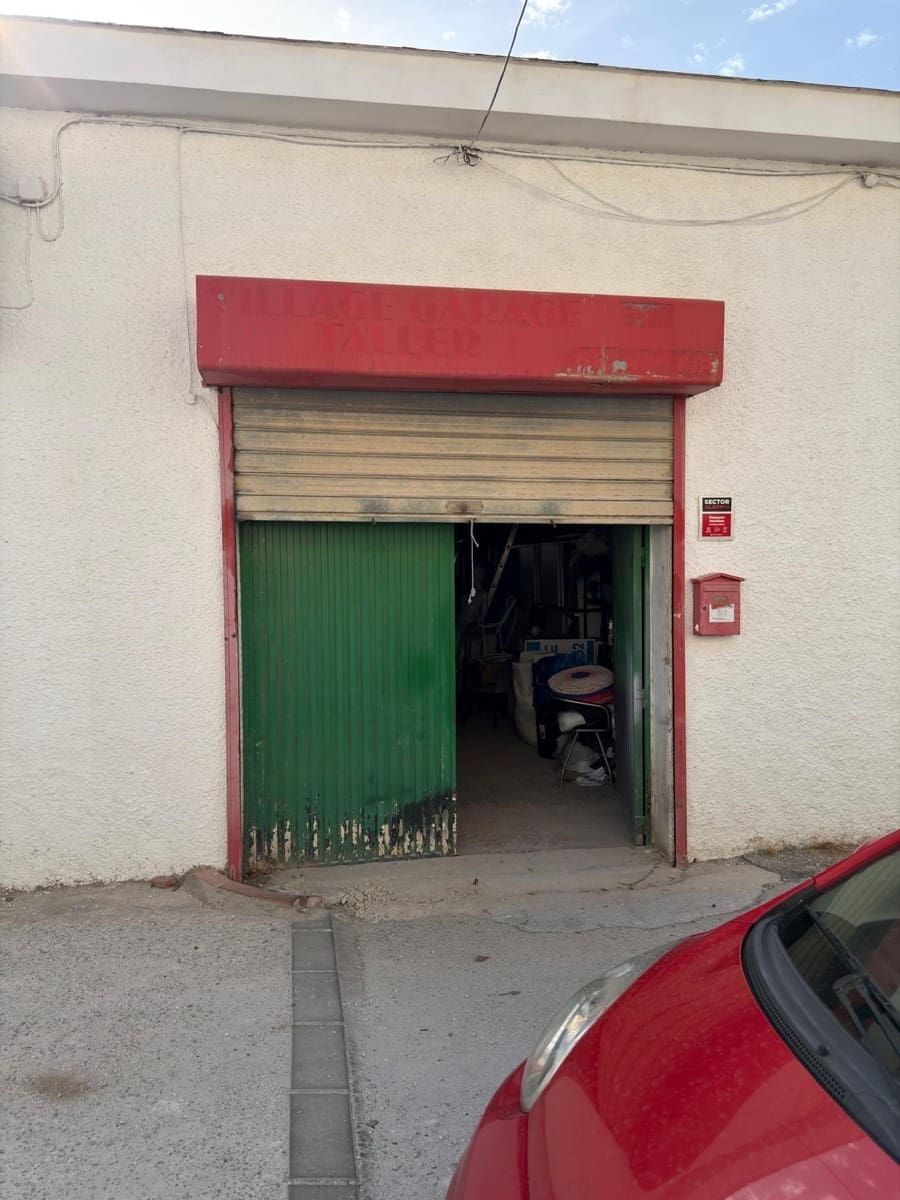 Comercial para venda em Fuengirola - 729 000 € (Ref: 10081375)