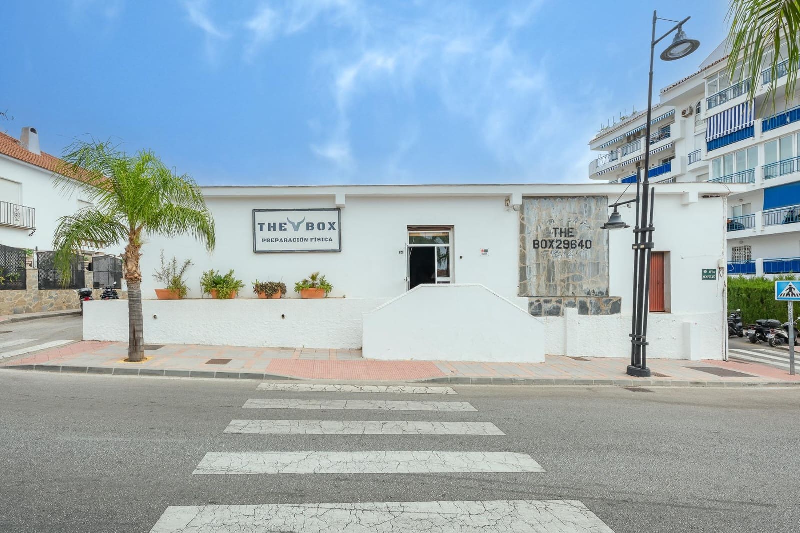 Comercial para venda em Fuengirola - 729 000 € (Ref: 10081375)