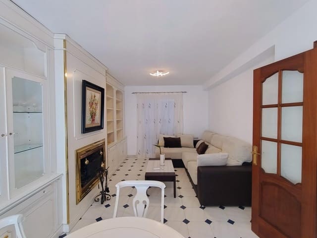 4 sypialnia Dom szeregowy do wynajęcia w Fuengirola - 1 600 € (Ref: 10102757)